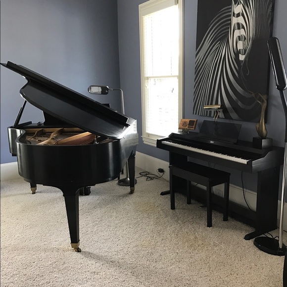 Meet your Posher, Rebecca - Picture 4 of 7